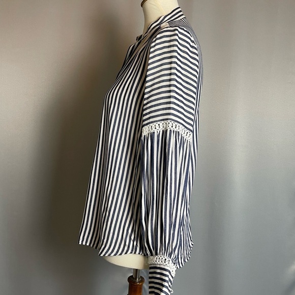 Ann Taylor Navy White Striped Balloon Sleeve Top Blouse - Size XXSP - Picture 6 of 15